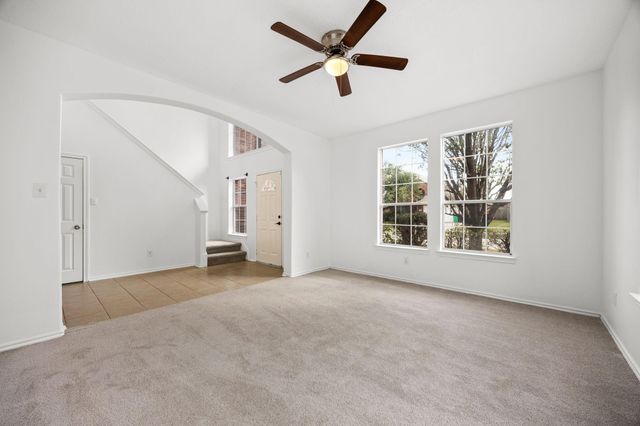 19226 Crescent Pass Drive, Tomball, TX 77375