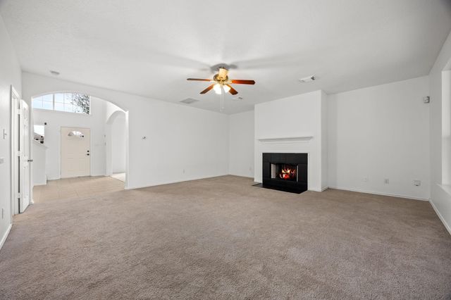 19226 Crescent Pass Drive, Tomball, TX 77375