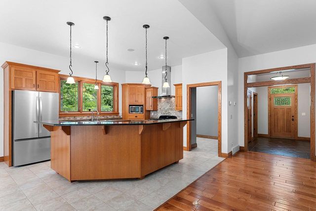 3940 SUNNYVIEW ROAD, De Pere, WI 54115