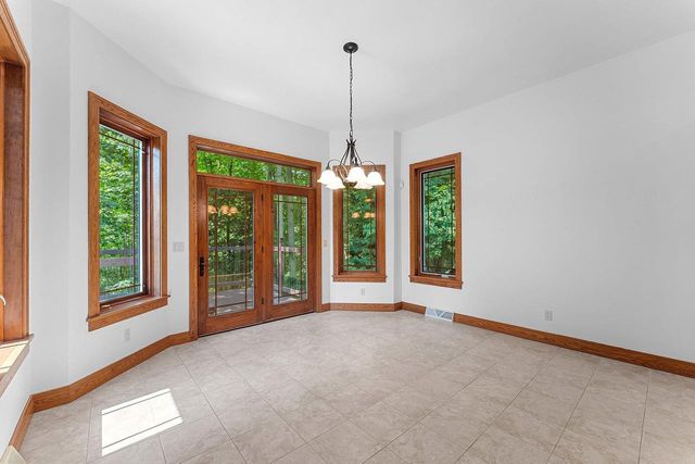 3940 SUNNYVIEW ROAD, De Pere, WI 54115
