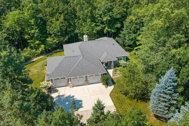 3940 SUNNYVIEW ROAD, De Pere, WI 54115