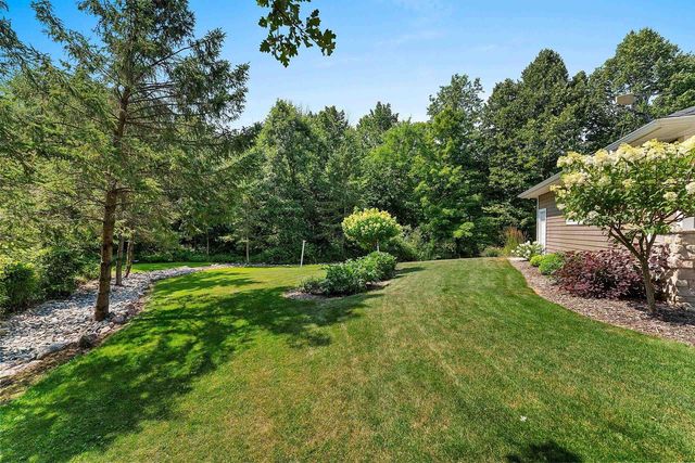 3940 SUNNYVIEW ROAD, De Pere, WI 54115