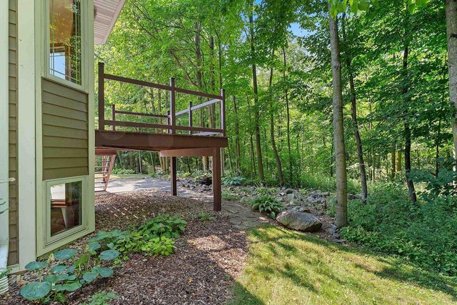 3940 SUNNYVIEW ROAD, De Pere, WI 54115