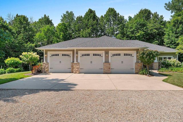 3940 SUNNYVIEW ROAD, De Pere, WI 54115
