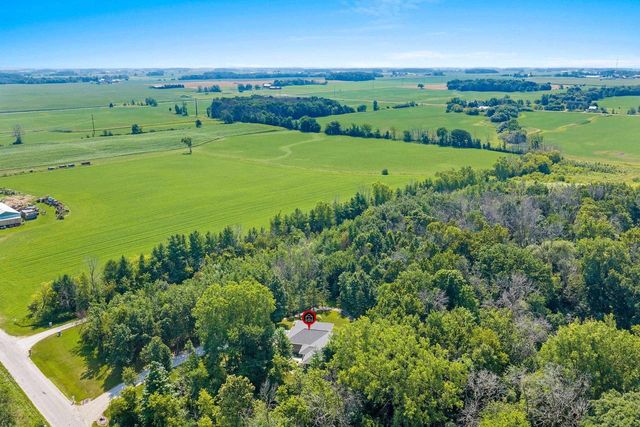 3940 SUNNYVIEW ROAD, De Pere, WI 54115