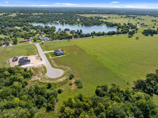 10709 Little Farm Road, College Station, TX 77845