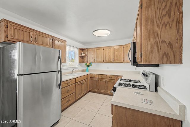 1713 W NORTH Lane, Phoenix, AZ 85021