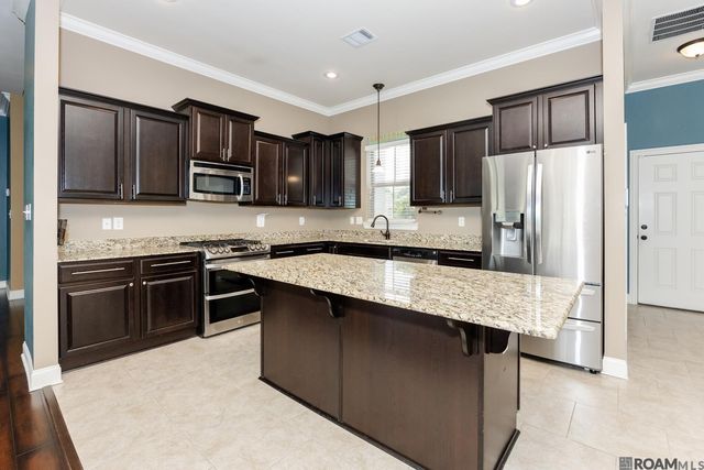 37436 Amalfi Dr, Prairieville, LA 70769