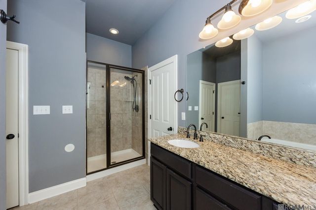 37436 Amalfi Dr, Prairieville, LA 70769
