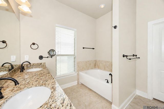 37436 Amalfi Dr, Prairieville, LA 70769