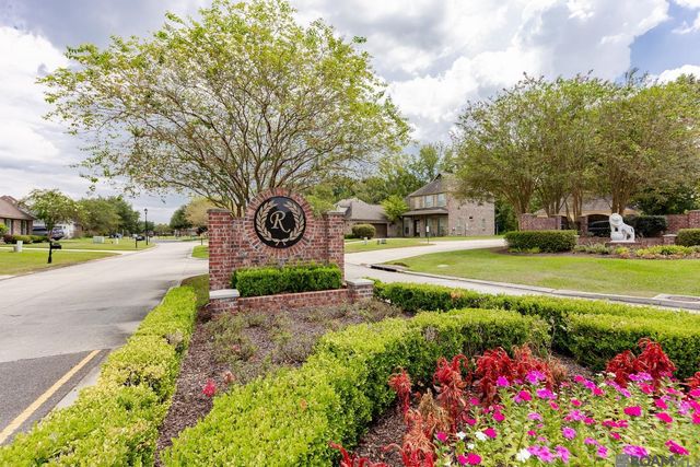 37436 Amalfi Dr, Prairieville, LA 70769