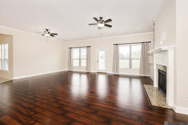 37436 Amalfi Dr, Prairieville, LA 70769