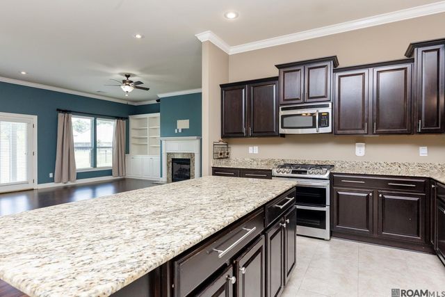 37436 Amalfi Dr, Prairieville, LA 70769