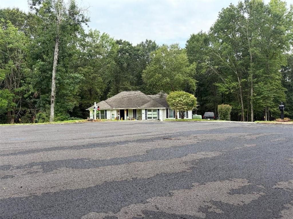104 Lichelle Court, Macon, GA 31210