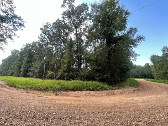 1085 County Road 2141, Cleveland, TX 77327