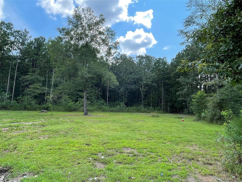 1085 County Road 2141, Cleveland, TX 77327