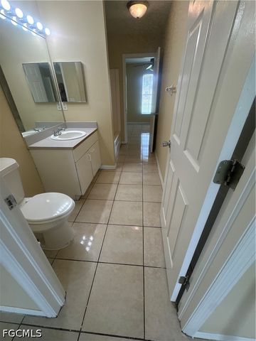 3818 7th ST SW, Lehigh Acres, FL 33976