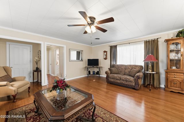 808 Oswald Street, New Iberia, LA 70563