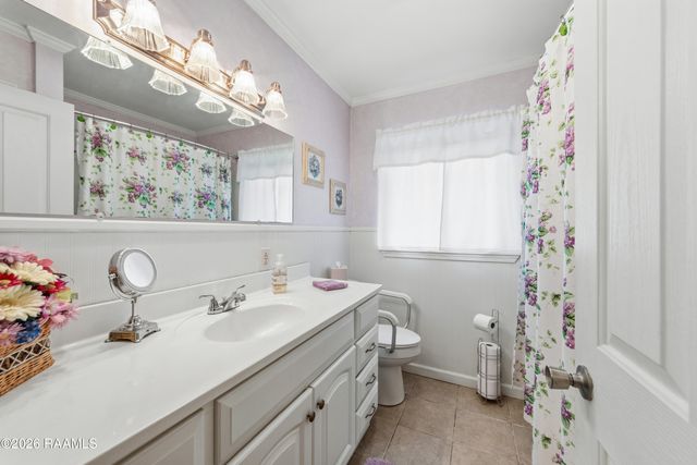 808 Oswald Street, New Iberia, LA 70563