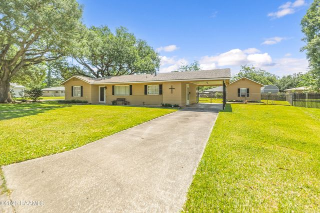 808 Oswald Street, New Iberia, LA 70563