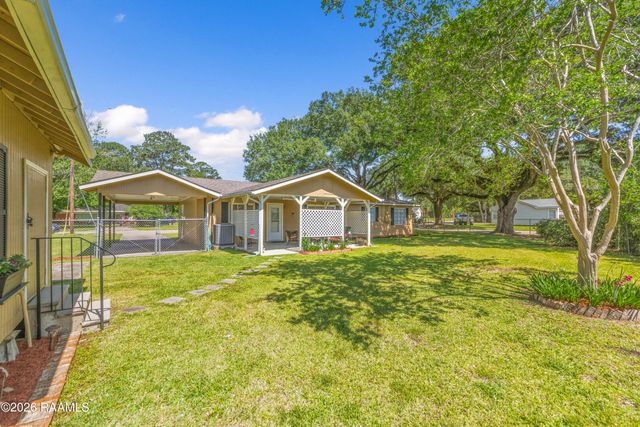 808 Oswald Street, New Iberia, LA 70563