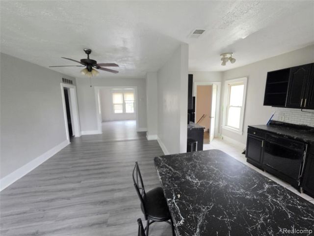 5124 UPPER Williamson Street, Dearborn, MI 48126