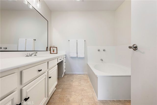 16255 Pacific 106, Huntington Beach, CA 92649