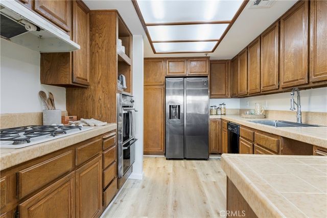 16255 Pacific 106, Huntington Beach, CA 92649