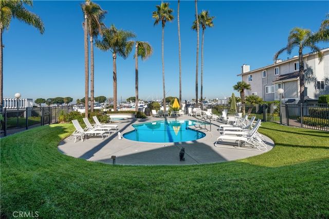 16255 Pacific 106, Huntington Beach, CA 92649