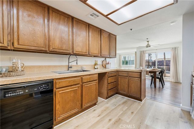 16255 Pacific 106, Huntington Beach, CA 92649