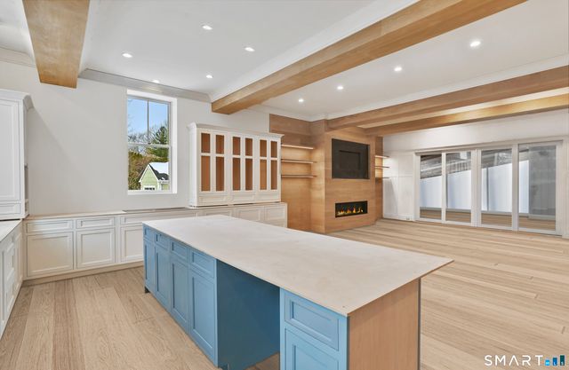 112 Sheephill Road, Greenwich, CT 06878