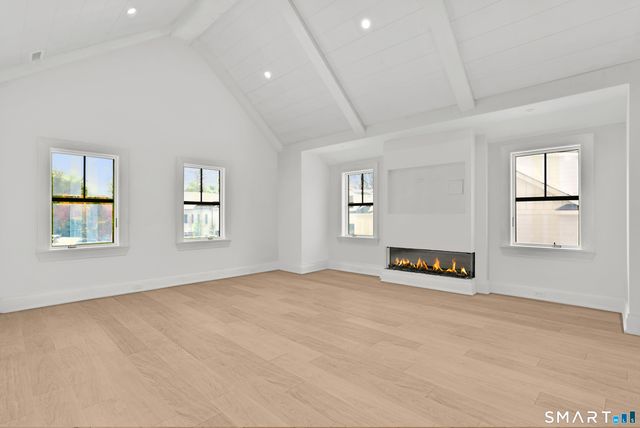 112 Sheephill Road, Greenwich, CT 06878