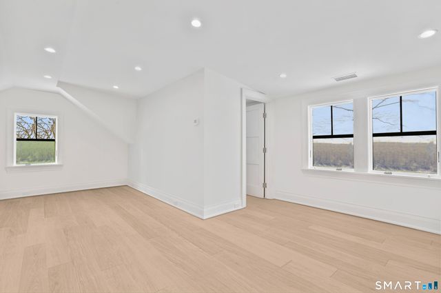 112 Sheephill Road, Greenwich, CT 06878