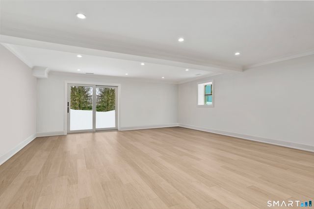 112 Sheephill Road, Greenwich, CT 06878