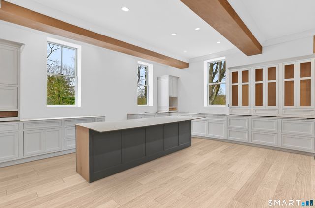 112 Sheephill Road, Greenwich, CT 06878