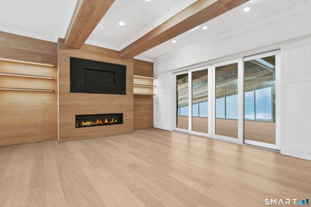 112 Sheephill Road, Greenwich, CT 06878