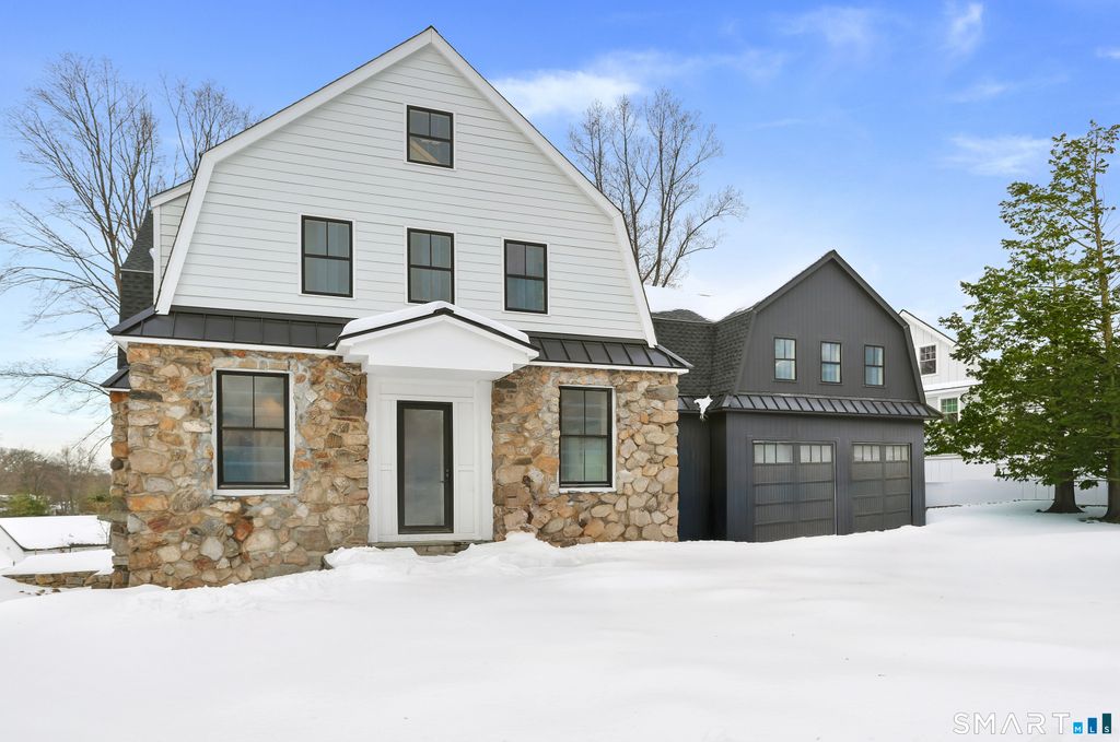 112 Sheephill Road, Greenwich, CT 06878