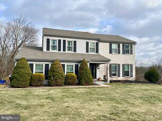 1520 SUSAN DR, Lansdale, PA 19446
