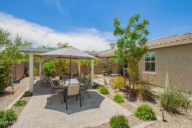 18653 W MESCAL Street, Surprise, AZ 85388