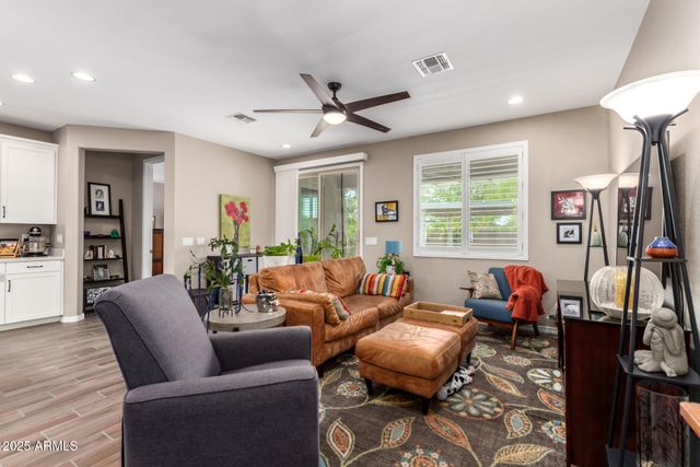 18653 W MESCAL Street, Surprise, AZ 85388