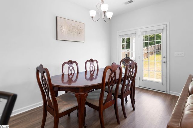 712 Hayden Lane, Inman, SC 29349