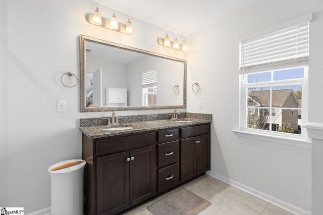 712 Hayden Lane, Inman, SC 29349