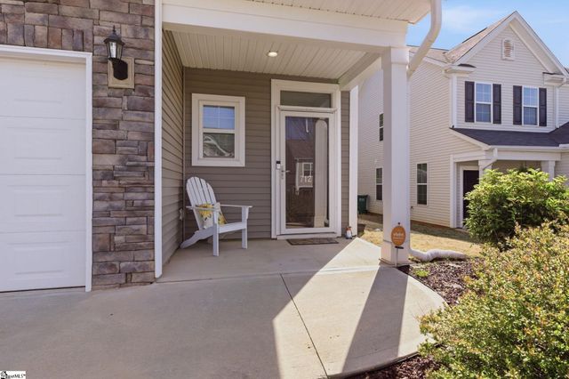 712 Hayden Lane, Inman, SC 29349