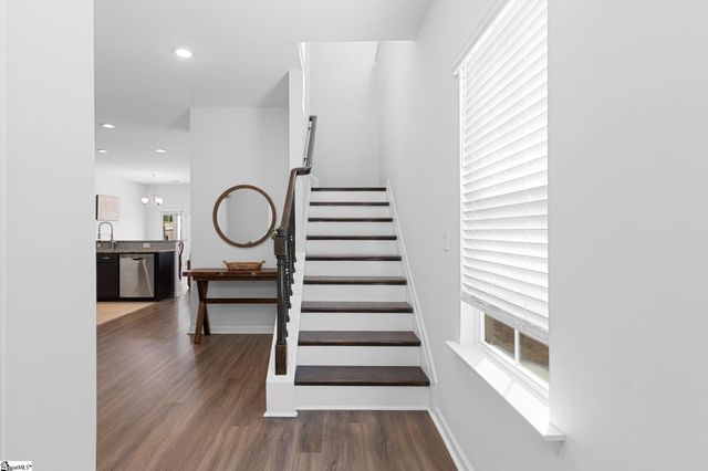 712 Hayden Lane, Inman, SC 29349