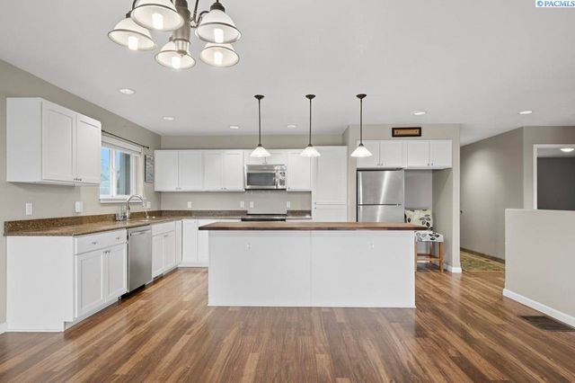 513 Harvest Loop, Palouse, WA 99161