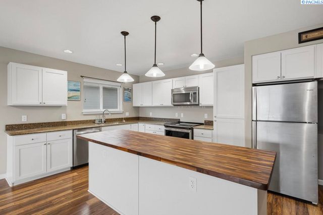 513 Harvest Loop, Palouse, WA 99161