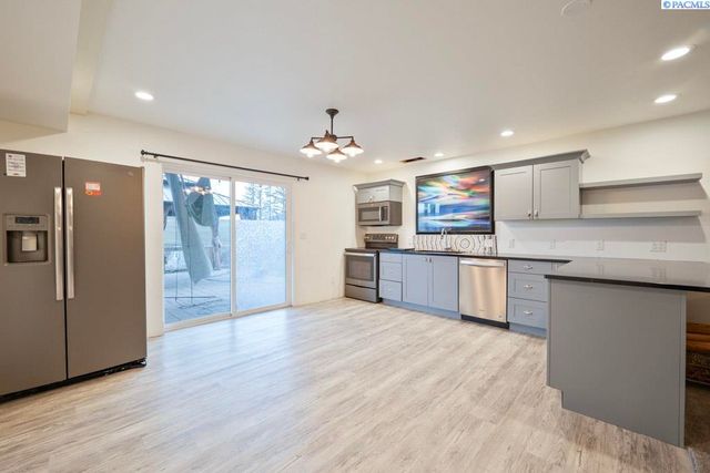 513 Harvest Loop, Palouse, WA 99161