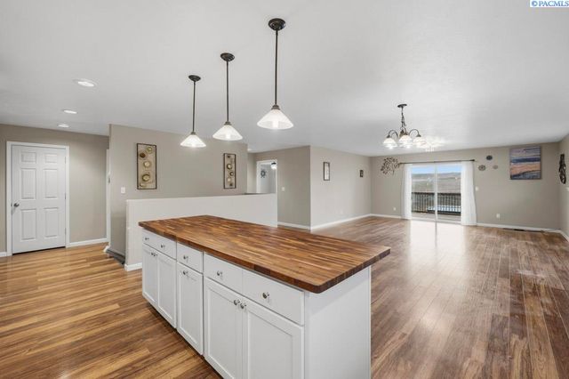 513 Harvest Loop, Palouse, WA 99161