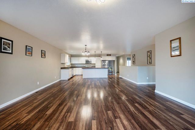 513 Harvest Loop, Palouse, WA 99161