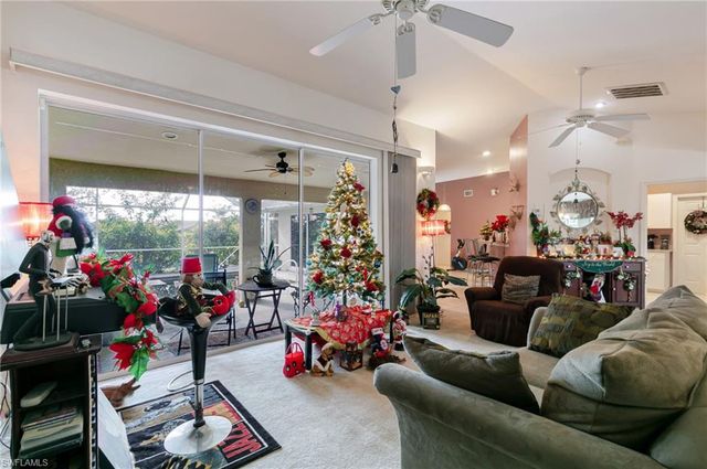 126 SE 16th TER, Cape Coral, FL 33990